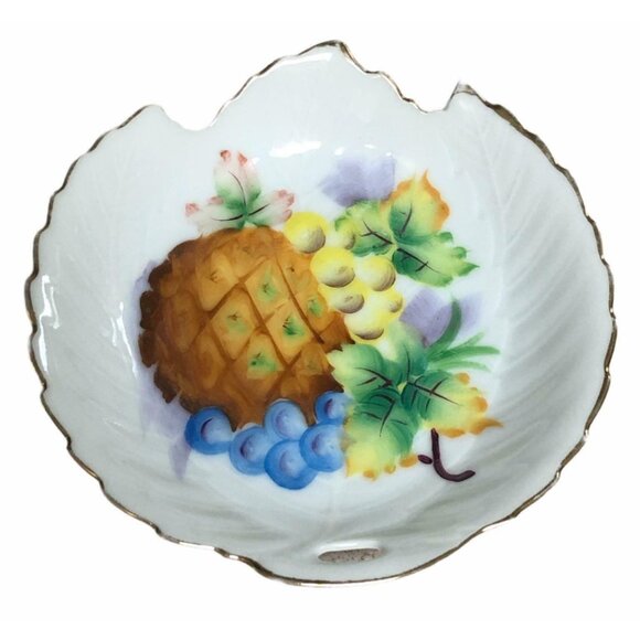 Ucagco China Trinket Nut Dish Hand Painted Fruit Leaf Shape Gold Trim Vintage - Picture 1 of 5